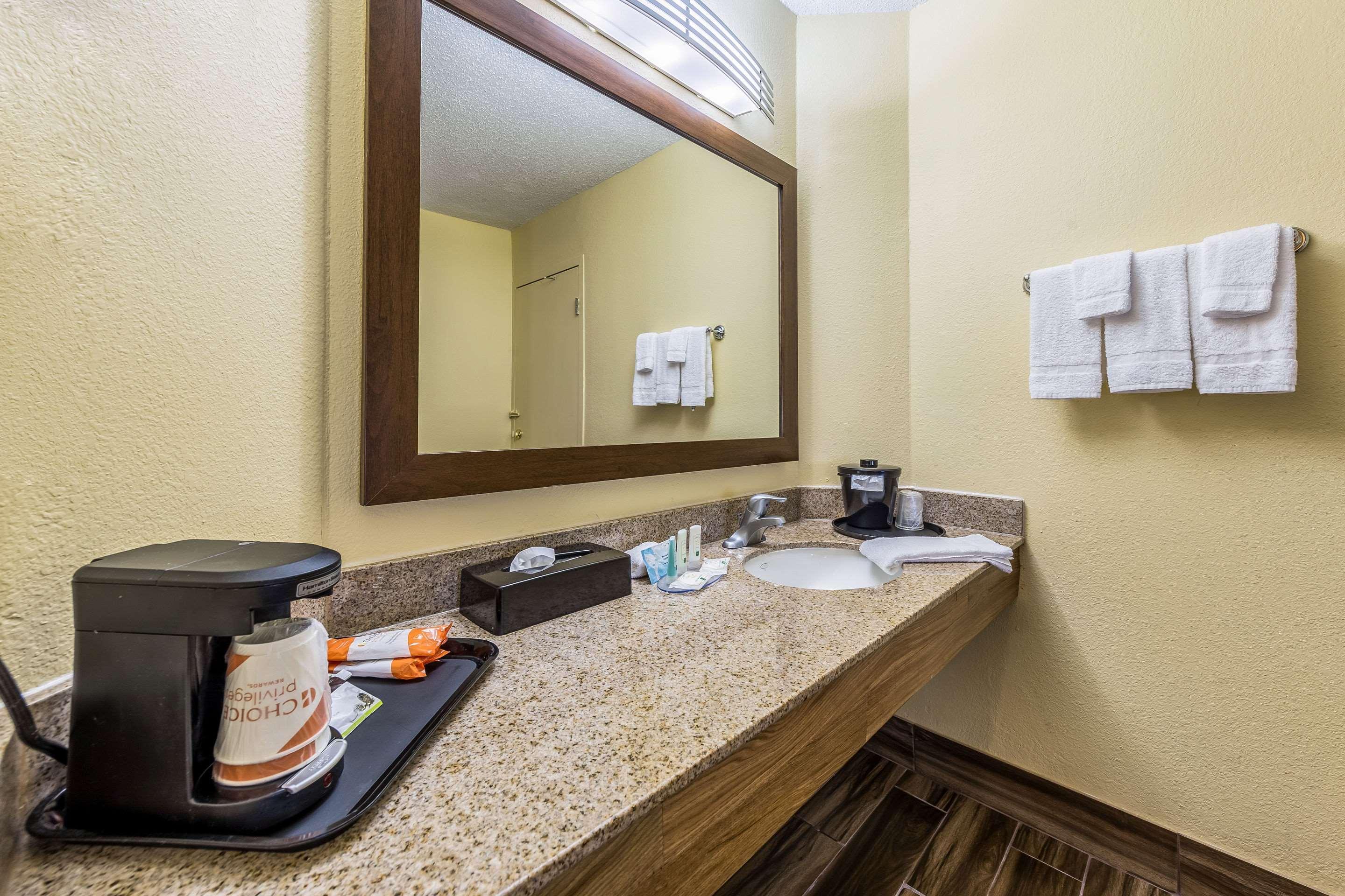 Quality Inn Clemson Near University Anderson Εξωτερικό φωτογραφία